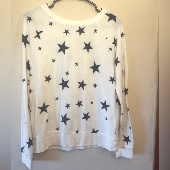 Star Sweater - Picture 3 of 4